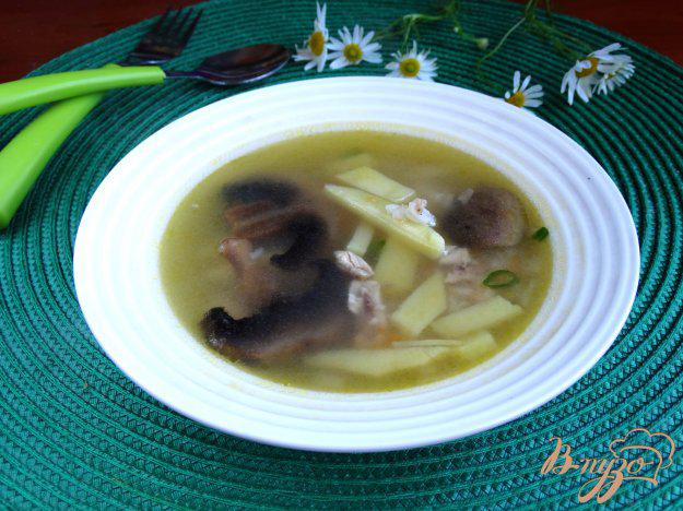 фото рецепта: Куриный суп с шампиньонами и рисом