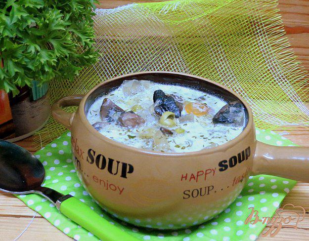 фото рецепта: Суп с шампиньонами и горошком