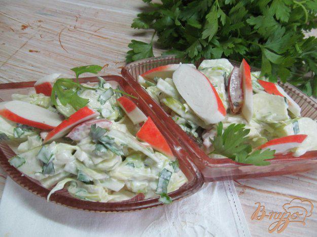 фото рецепта: Салат из крабовых палочек яблока и овощей