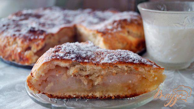 фото рецепта: Сочный пирог с яблоками