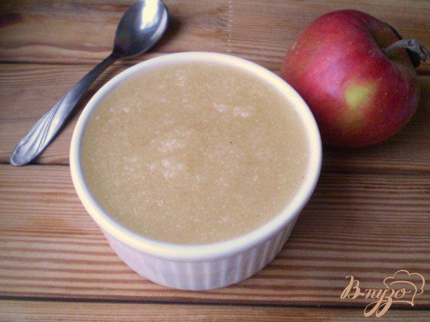 фото рецепта: Яблочное пюре с медом и корицей