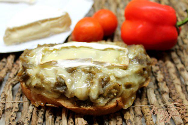фото рецепта: Баклажаны с сыром Камамбер