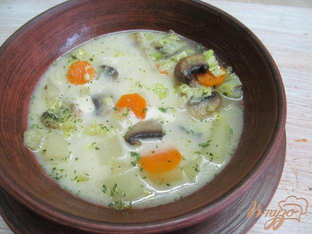 фото рецепта: Суп с грибами и пекинской капустой