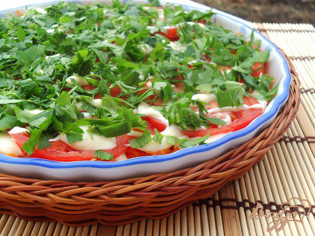 фото рецепта: Слоеный салат из баклажанов, моркови и помидоров
