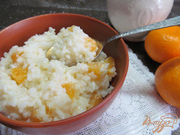 фото рецепта: Рисовая каша с мандарином