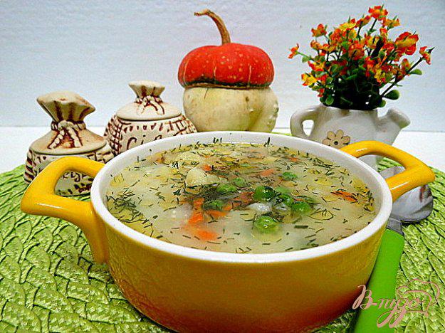 фото рецепта: Суп с плавленым сыром, шампиньонами рисом и горошком