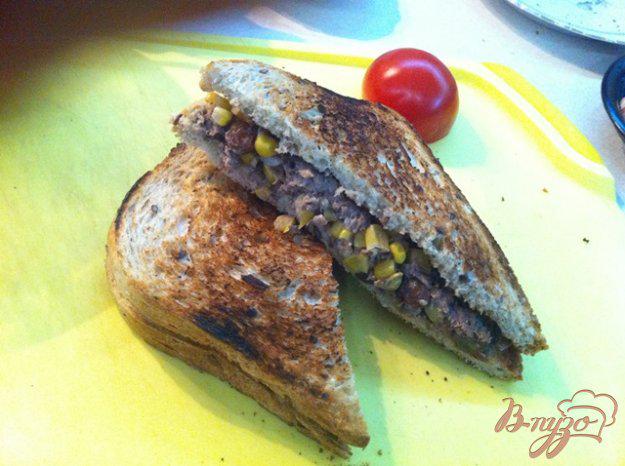 фото рецепта: Клаб-сэндвич с тунцом