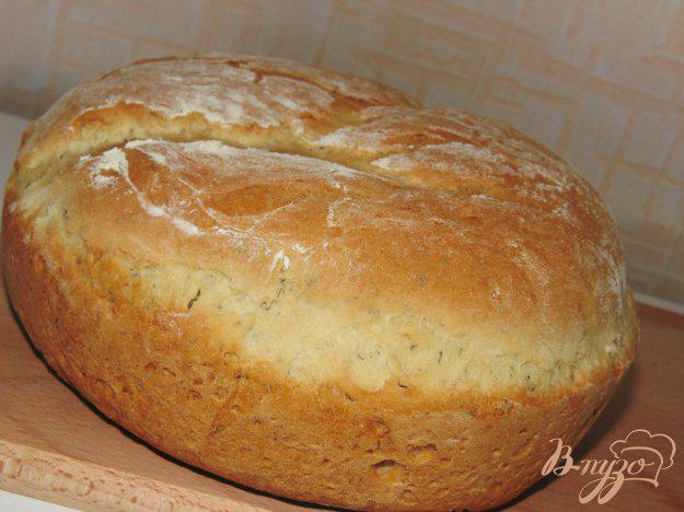 фото рецепта: Хлеб белый с укропом в духовке