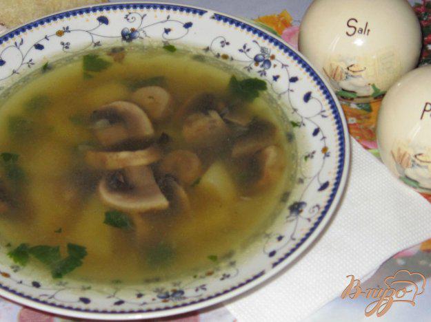 фото рецепта: Быстрый суп с шампиньонами