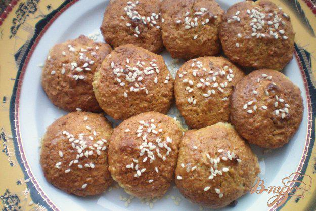 фото рецепта: Овсяное печенье с цедрой апельсина, корицей и орехами