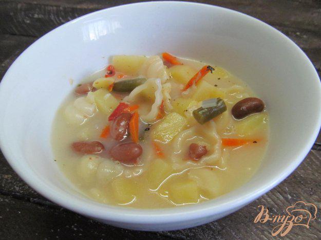 фото рецепта: Суп с двумя видами фасоли и макаронами