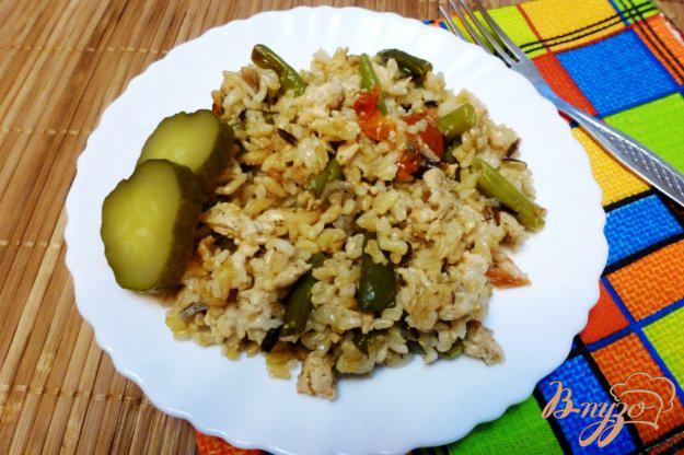 фото рецепта: Рис с индейкой и спаржевой фасолью