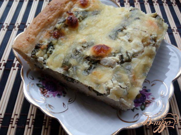 фото рецепта: Пирог «Весенний» с творогом, шпинатом и черемшой