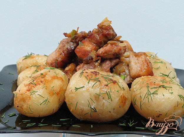 фото рецепта: Молодой картофель со свининой