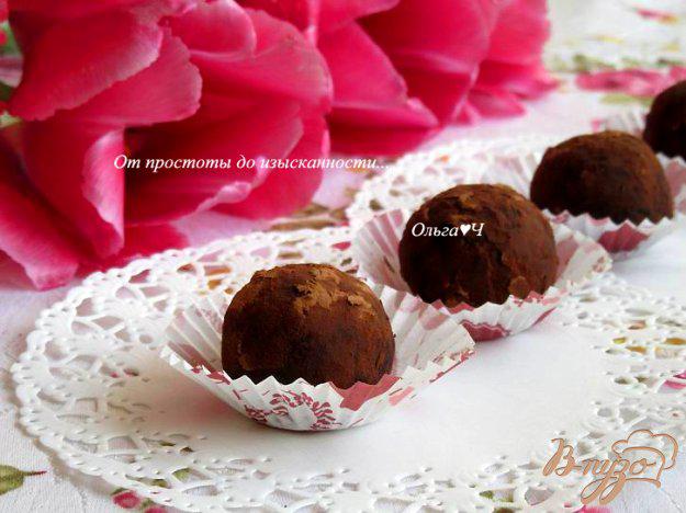 фото рецепта: Шоколадные конфеты с кокосовой стружкой