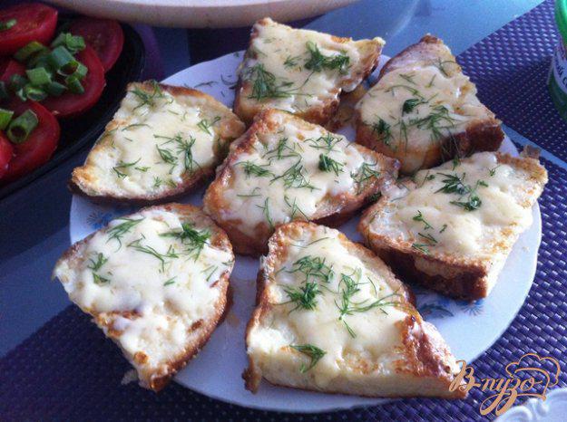 фото рецепта: Гренки с сыром на завтрак