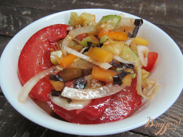 фото рецепта: Салат из помидора с кабачком