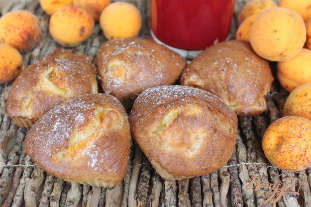 фото рецепта: Творожные кексы с абрикосами