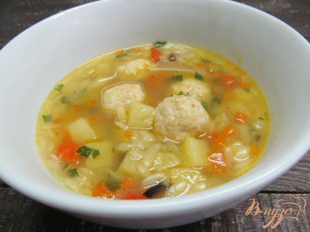 фото рецепта: Овощной суп с фрикаделькам и пастой орзо