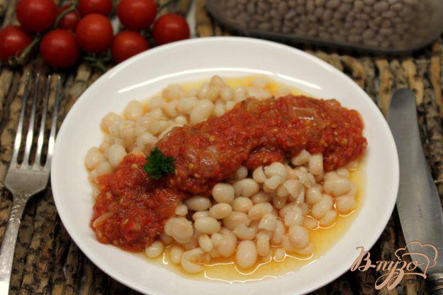 фото рецепта: Фасоль с пряным томатным соусом.