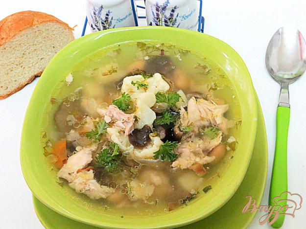 фото рецепта: Суп с опятами и цветной капустой