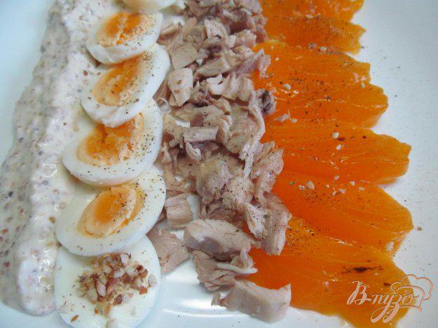 фото рецепта: Салат с хурмой и курицей