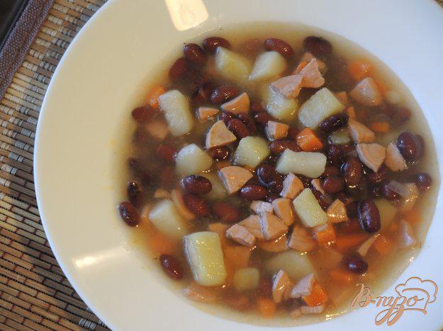 фото рецепта: Фасолевый суп с сосисками