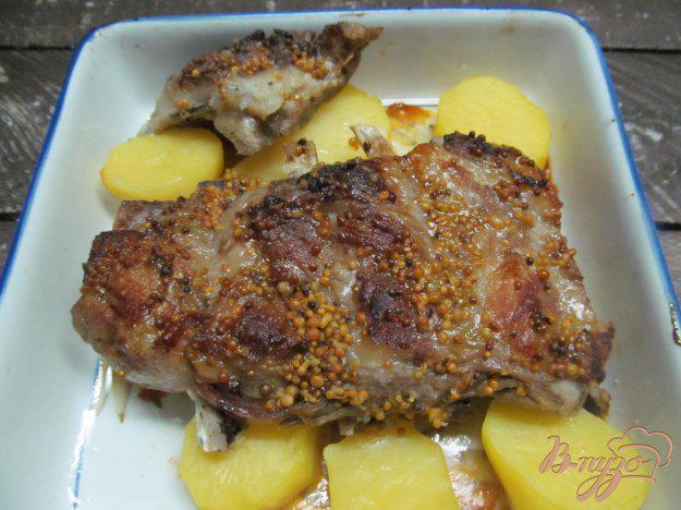 фото рецепта: Запеченные свиные ребра под медовым соусом