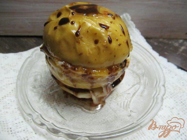 фото рецепта: Десерт из яблока с сыром моцарелла
