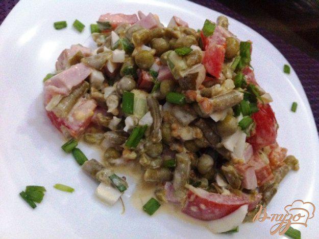фото рецепта: Салат овощной с ветчиной «Зелёный»