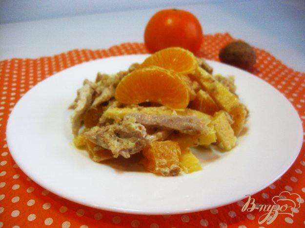 фото рецепта: Салат с курицей и мандаринами