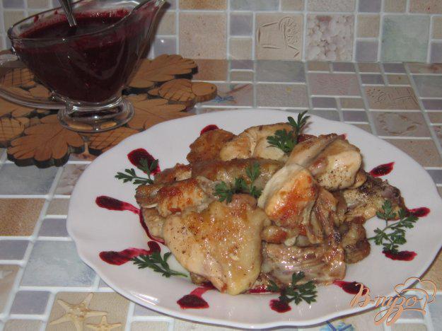 фото рецепта: Курица с ежевичным соусом