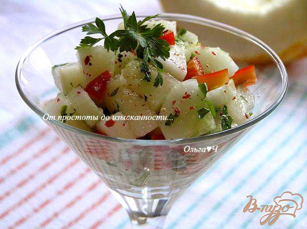 фото рецепта: Овощной салат с дыней