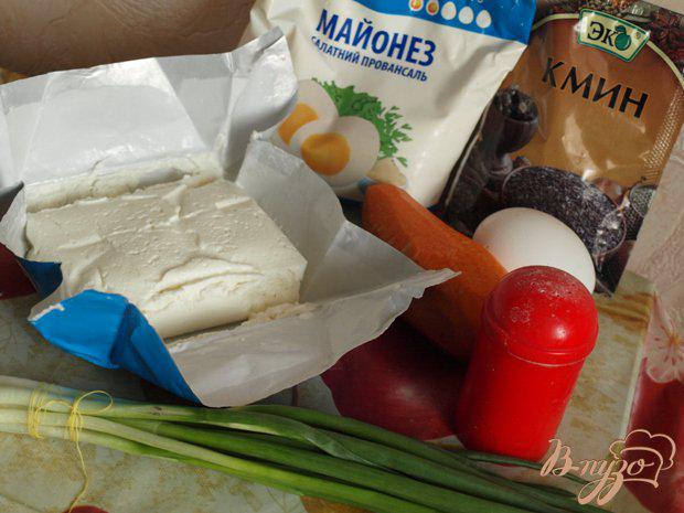 Фото приготовление рецепта: Салат из творога с морковью шаг №1