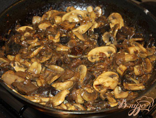 Фото приготовление рецепта: Картошка жаренная с грибами. шаг №1