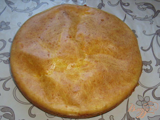 Фото приготовление рецепта: Вкусный сырный пирог шаг №8