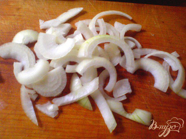 Фото приготовление рецепта: Запечённый картофель с грибным рагу шаг №3
