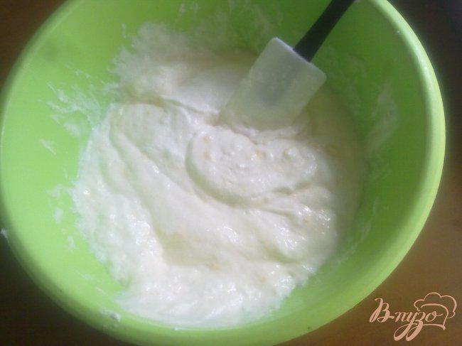 Фото приготовление рецепта: Парфе из йогурта с жареными персиками шаг №4