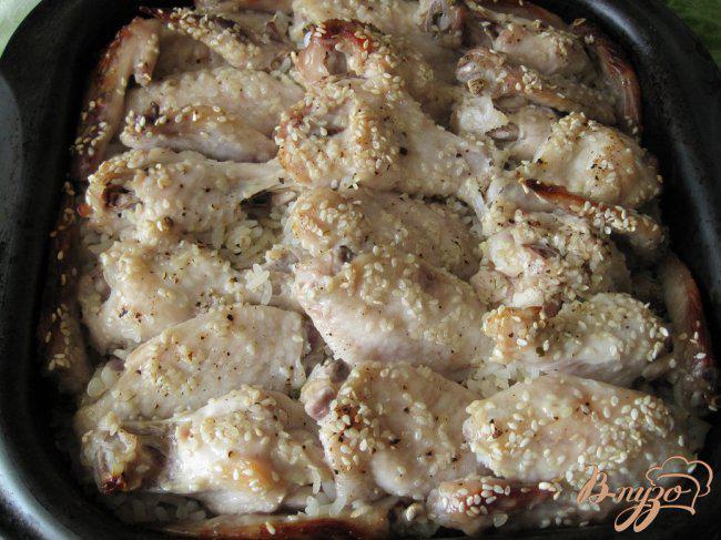 Фото приготовление рецепта: Курица запеченная с рисом. шаг №4