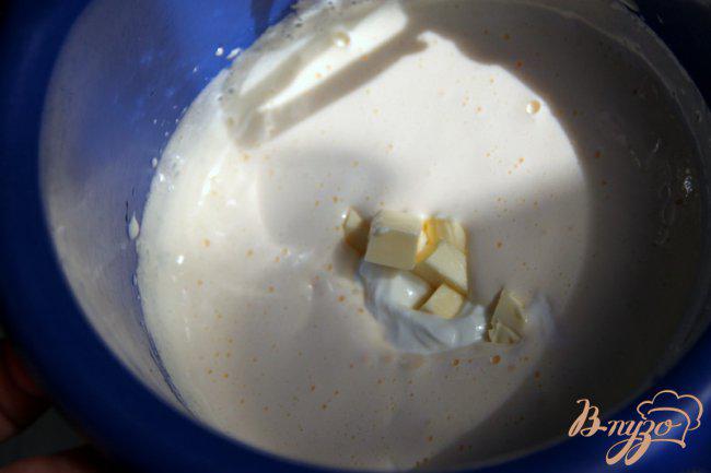 Фото приготовление рецепта: Сметанно-шоколадный кекс с апельсиновой глазурью шаг №1