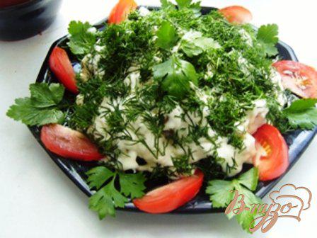 Фото приготовление рецепта: Простой рыбный салат шаг №5