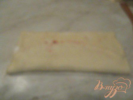 Фото приготовление рецепта: Булочки с вишневой начинкой шаг №5