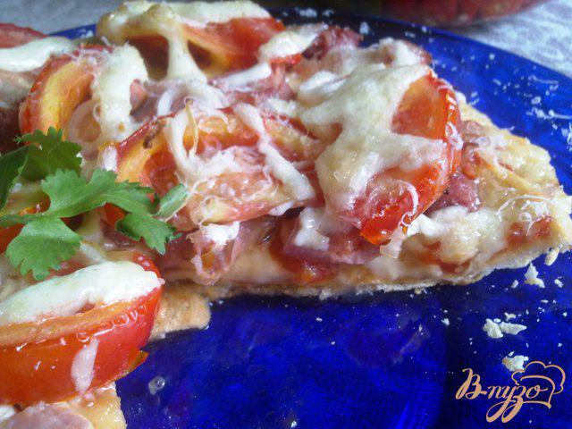 Фото приготовление рецепта: Пицца «Uno momento» шаг №7