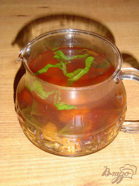 Фото приготовление рецепта: Чай зеленый с персиком, вишней и мятой шаг №1