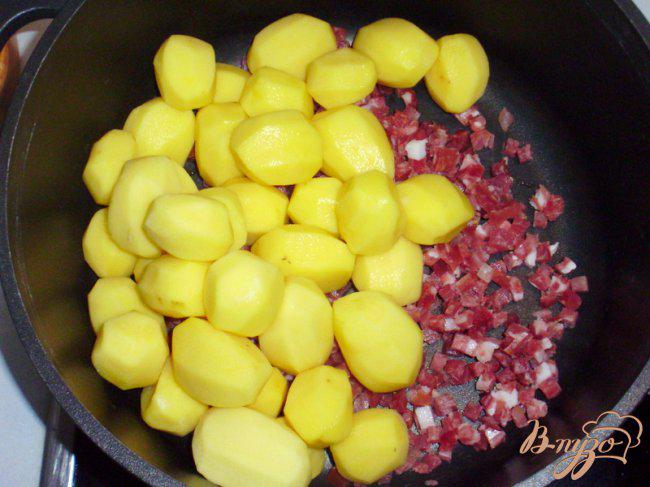 Фото приготовление рецепта: Курица с оливками по-корсикански «Poulet aux olives» шаг №2