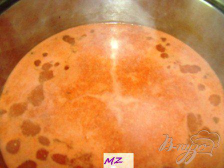 Фото приготовление рецепта: Помидорный суп шаг №4
