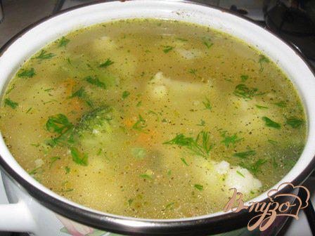 Фото приготовление рецепта: Суп с сырными клецками и овощами шаг №5