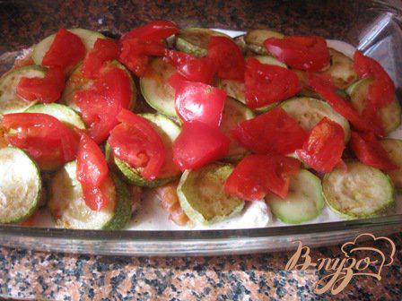 Фото приготовление рецепта: Лазанья с семгой и овощами. шаг №8