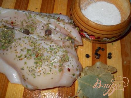 Фото приготовление рецепта: Салат с грейфрутом и курицей шаг №1