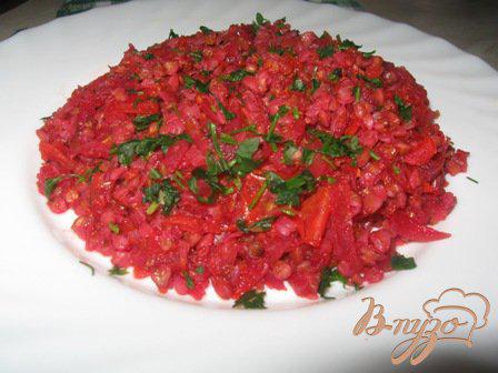 Фото приготовление рецепта: Гречневая каша с овощами «Красная горка» шаг №6